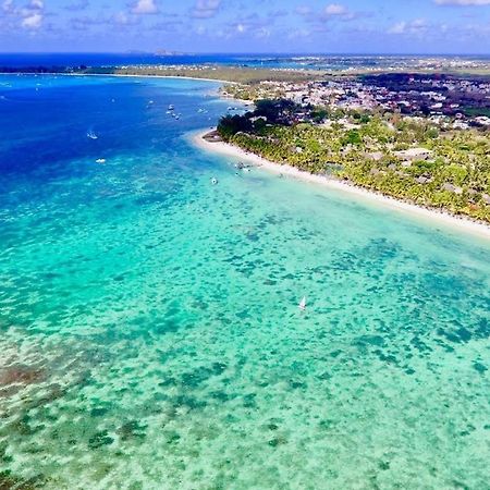 Villa Moderne A Trou Aux Biches Bagian luar foto